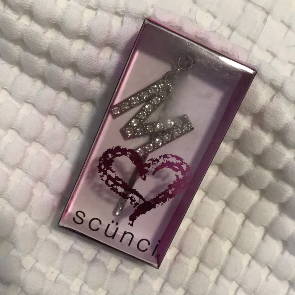 NIP- Scünci “M” Rhinestone Hair Pin- 💋4/$12💋